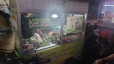 KUE DONGKAL