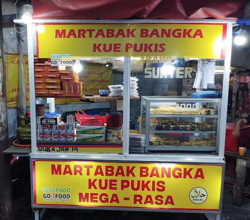 MARTABAK DAN KUE PUKIS BANGKA MEGA RASA