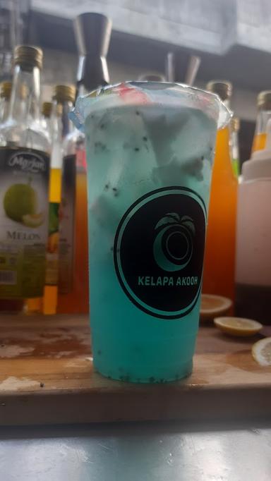 ES KELAPA MUDA AKOOH