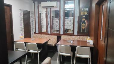 189 KEDAI KOPI DAN SALON