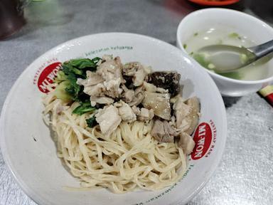 BAKMI APO