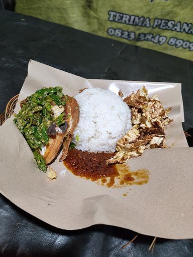 AYAM PENYET SAMBAL IJO PUNOKAWAN