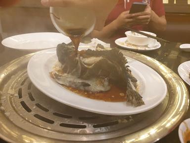 BEST SEAFOOD STEAM HOTPOT RESTAURANT