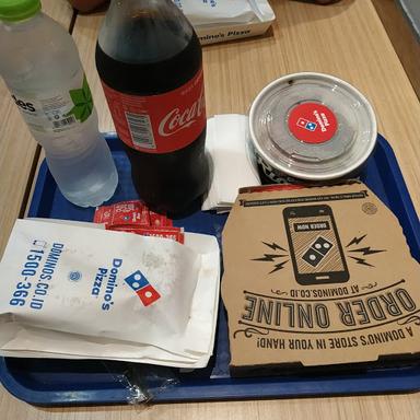 DOMINO'S PIZZA