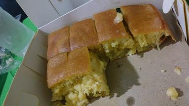 MARTABAK HOLLAND TERANG BULAN