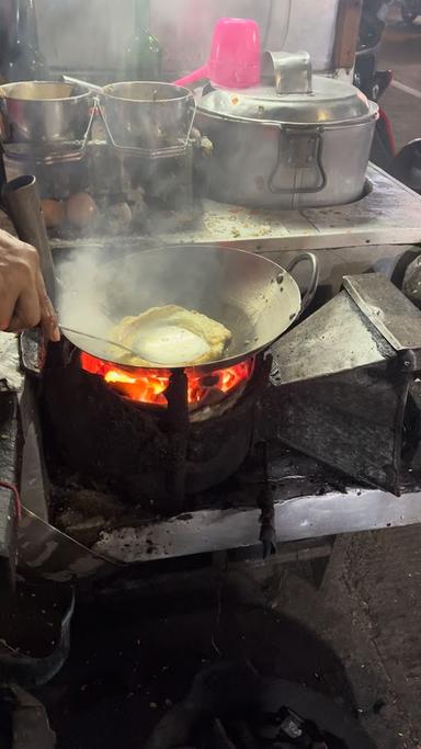 NASI GORENG ARANG BANG UDIN BOTAK