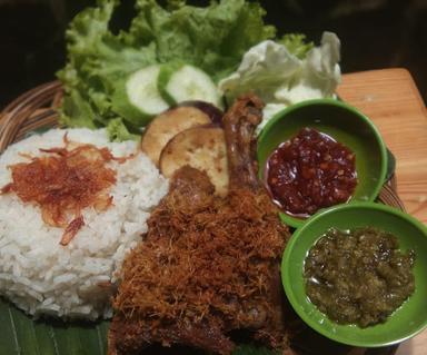 AYAM GORENG SEDAP WANGI