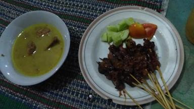 SATE BEBEK PAK GHEPOL