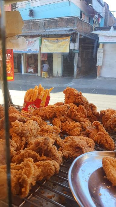 HISANA FRIED CHICKEN - DUKUH SETRO