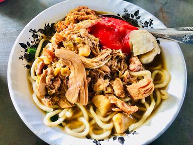 MIE PITIK BANG AZAT