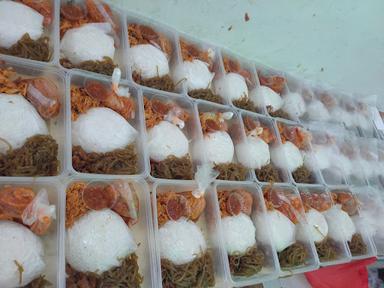 NASI CAMPUR IMMANUEL