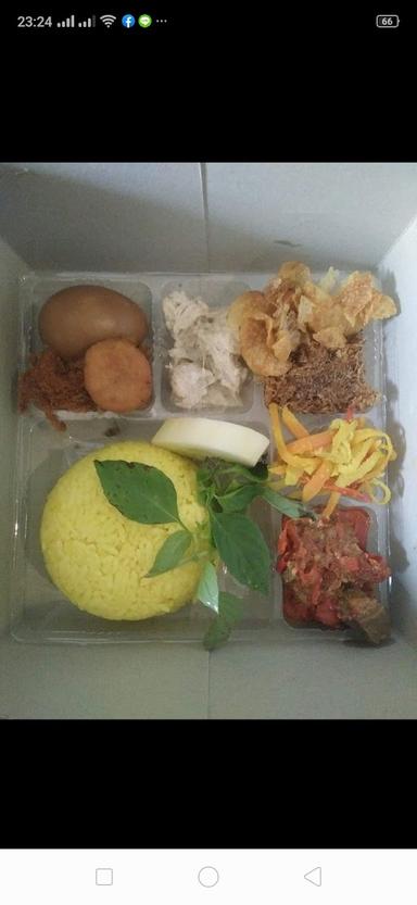 NASI CAMPUR & NASI PADANG PODOMORO - KAZA MALL