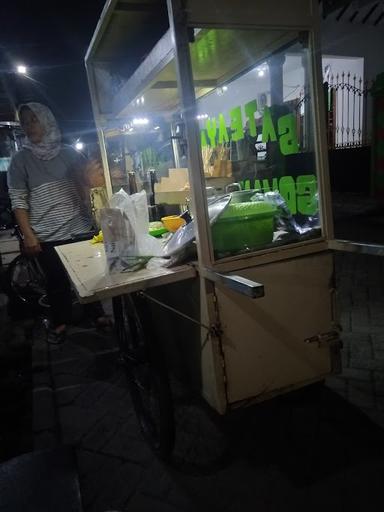 SATE AYAM GOYANG LIDAH