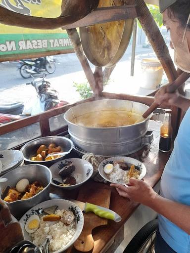 SOTO DAGING MADURA PAK MIN