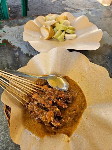 WARUNG SATE PAK SIRAT