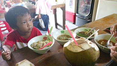 MIE AYAM BAKSO OJO LALI