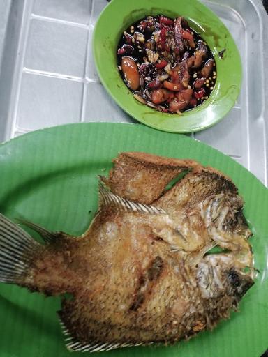 DAPUR HIJAU 123 NASI UDUK & AYAM GORENG KALASAN