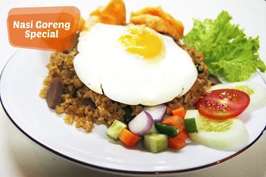 KEDAI NASI GORENG & CHINESE FOOD MBA ZEN - GROGOL