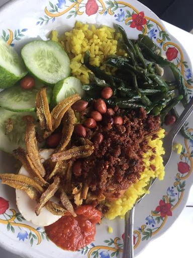 NASI KUNING SUKA SUKA