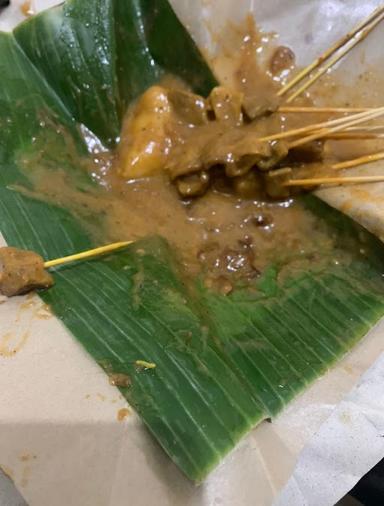 SATE PADANG SALERO BASAMO UDA RIZKI