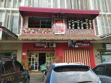 WARUNG KELONTONG GRAND WISATA.