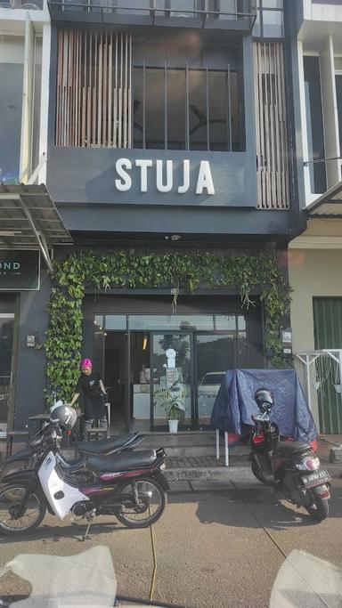 STUJA COFFEE, GRAND WISATA BEKASI