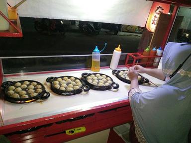 TAKOYAKI SPESIAL (PURI CENDANA)