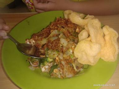 GADO-GADO BUDE