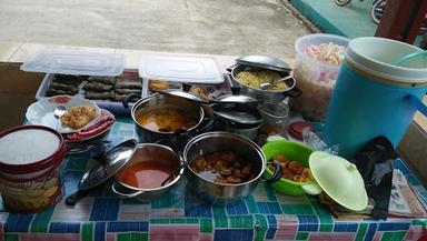 NASI UDUK IBU KAMAL