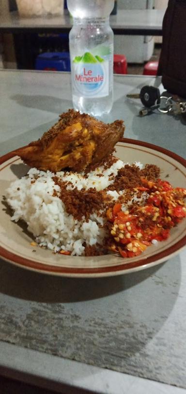 RM. BEBEK GORENG DAN AYAM GORENG CAB BULAK KAPAL