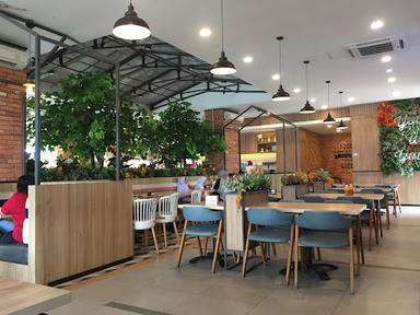 SOLARIA - GRAND WISATA BEKASI