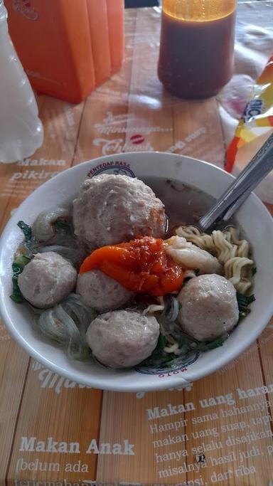 BAKSO & MIE AYAM  MAS PUR 