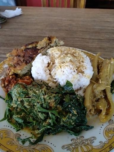 MASAKAN PADANG PUTRA MINANG