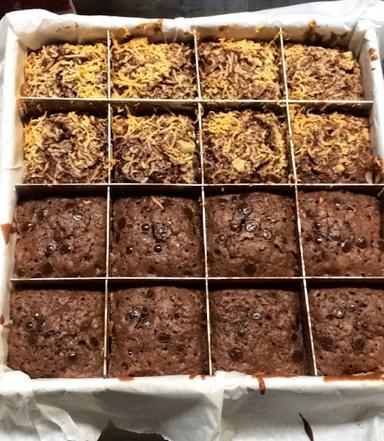 BROWNIES PHOMEMADE SNACKS