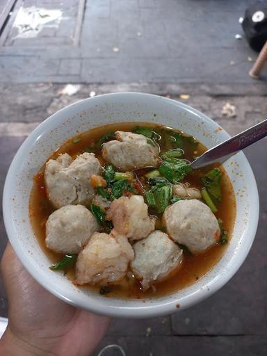 BAKSO KUMIS (PAK PAIDI)