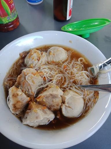 BAKSO URAT CABANG MENTENG