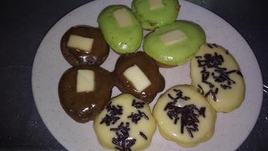 KUE CUBIT BANDUNG