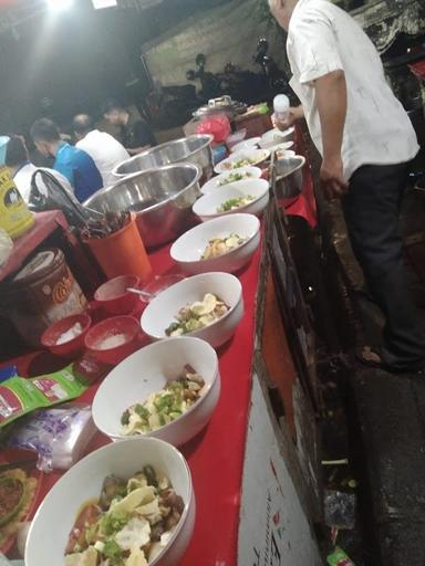 MASAKAN KHAS BETAWI SOP KAKI KAMBING SOP SAPI SATE KAMBING BANG IYAS