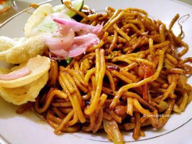 MIE ACEH SEAFOOD BANG JOEL PETAMBURAN