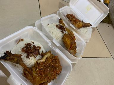 NASI UDUK MAMA KEKE