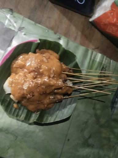 SATE PADANG PELNI PAK AMIN