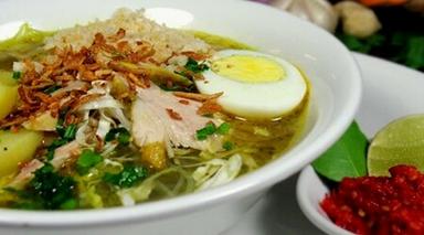 SOTO AYAM LAMONGAN NYOCORR...!!!