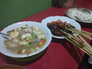 WARUNG SATE DAN SOP KAMBING BANG USUP