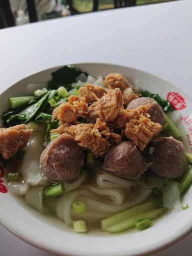 MIE MING'S KOJK KOPI JALAN KRUWING