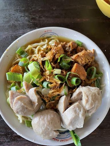 BAKSO BANG BENK