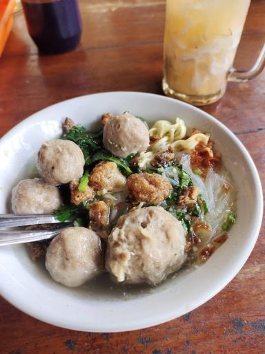 BAKSO SEUSEUPAN CABANG CIMANGGU