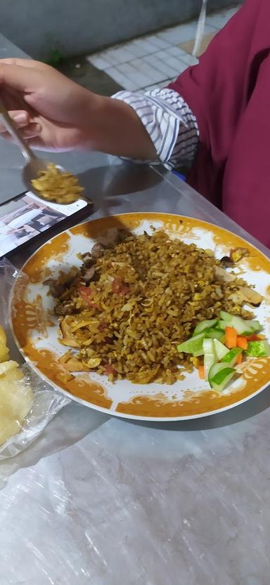 NASI GORENG GILA DUA PUTRA