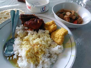 RUMAH MAKAN HM HIJAU