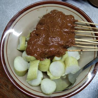 SATE CAK HUSEN