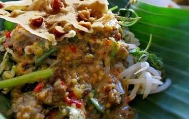 WARUNG PECEL BU NELA